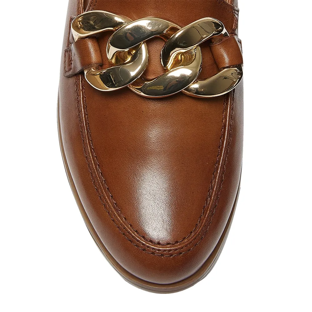 Pivot Loafer in Mid Brown Leather