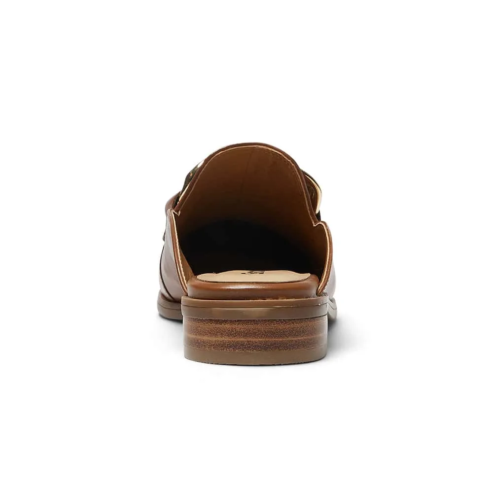 Pivot Loafer in Mid Brown Leather