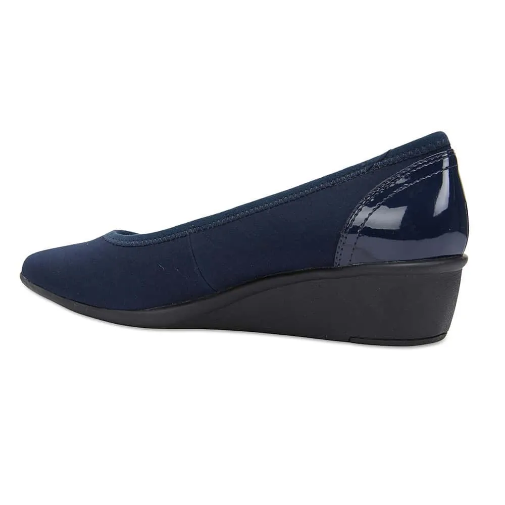 Prague Heel in Navy Fabric