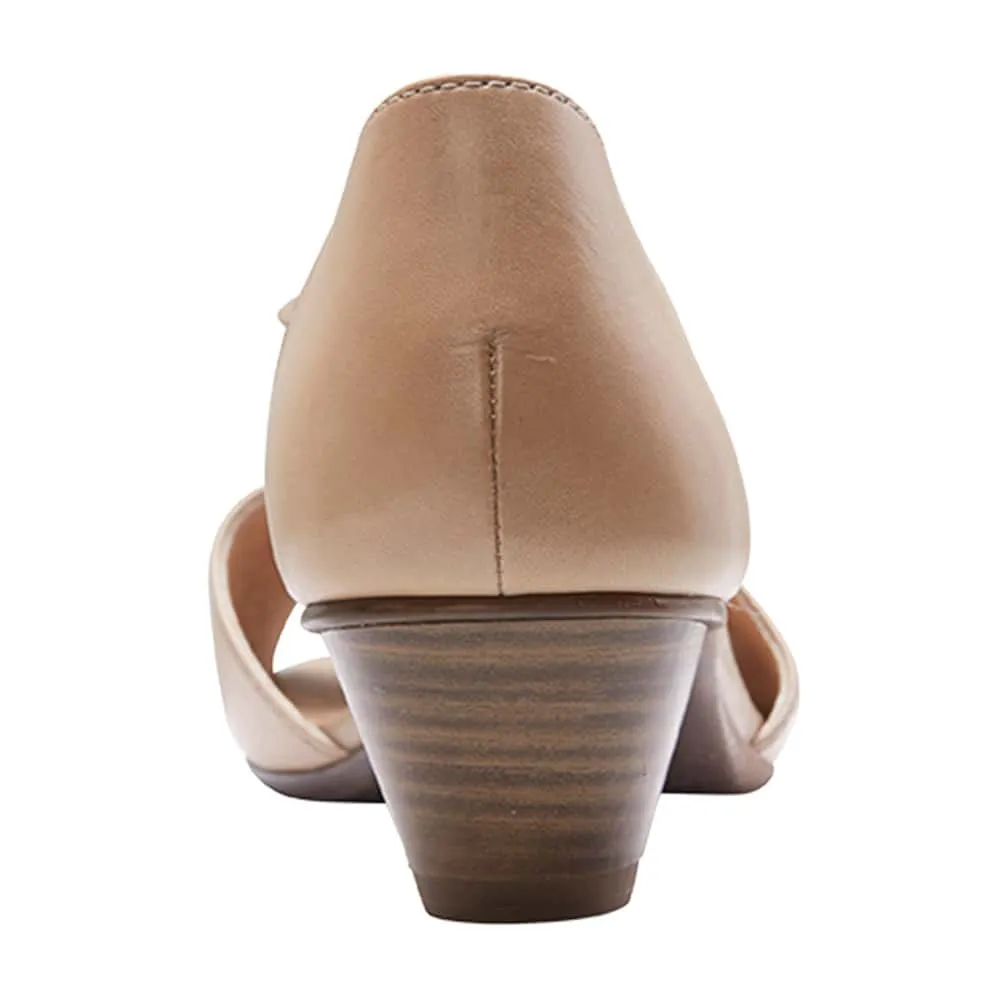Praise Heel in Neutral Leather