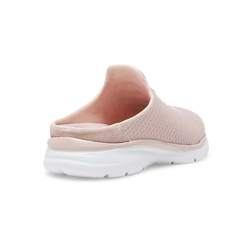Quest Flat in Blush
