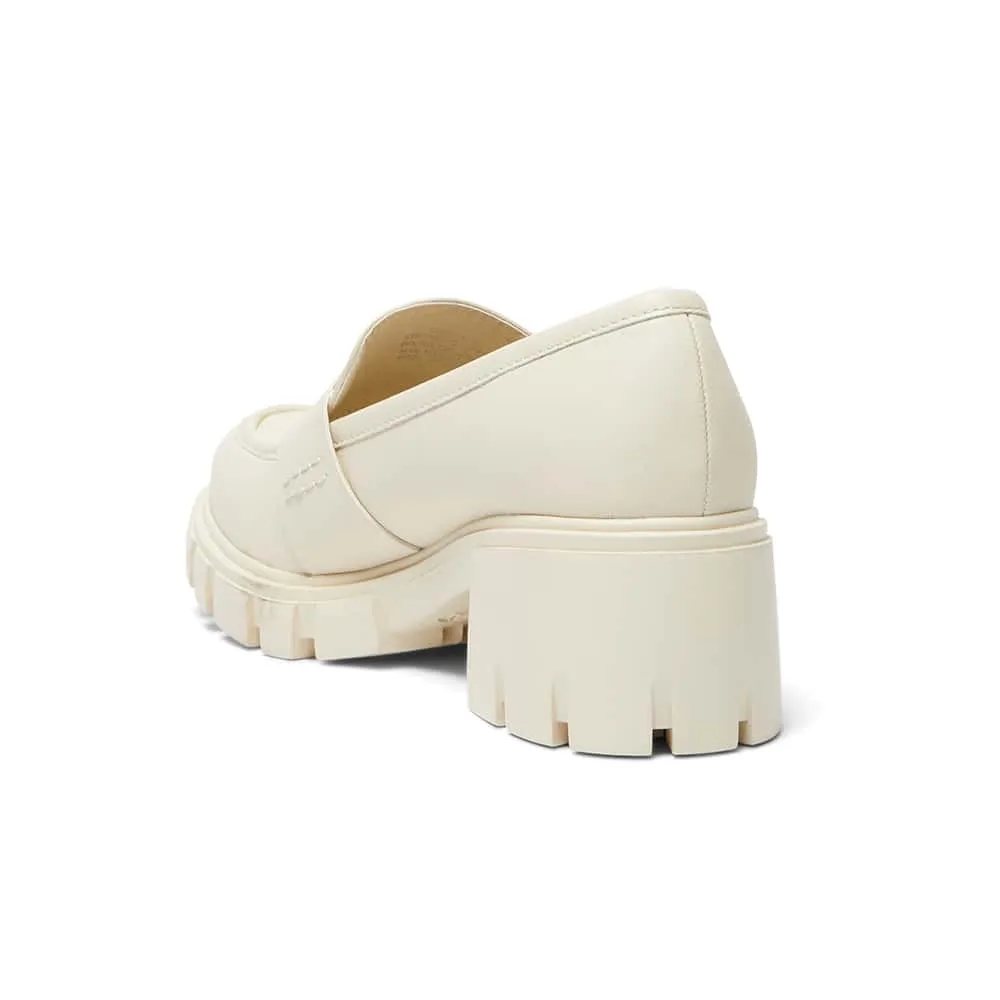 Quincy Loafer in Nude Smooth