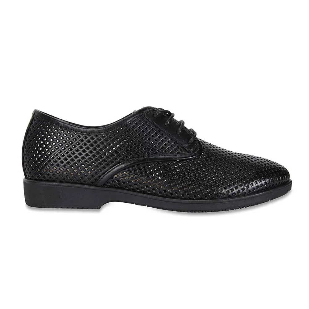Raquel Brogue in Black Leather