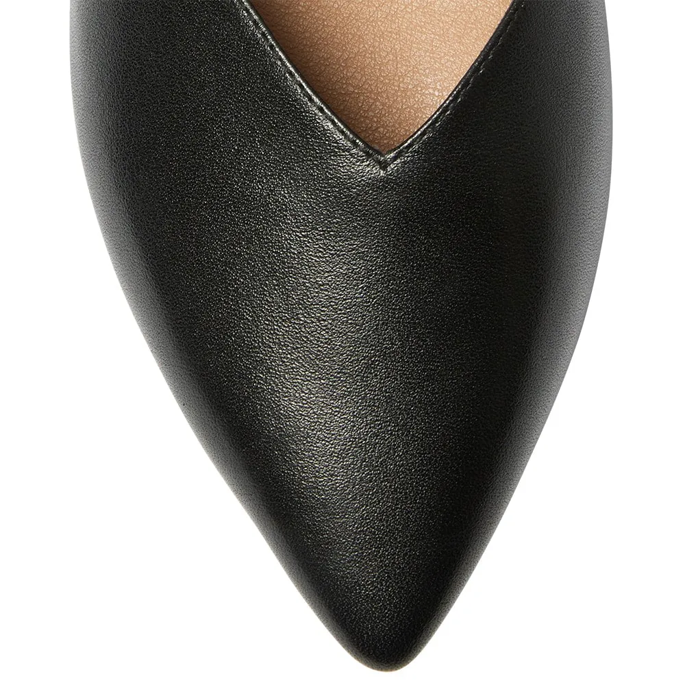 Reece Flat in Black Leather