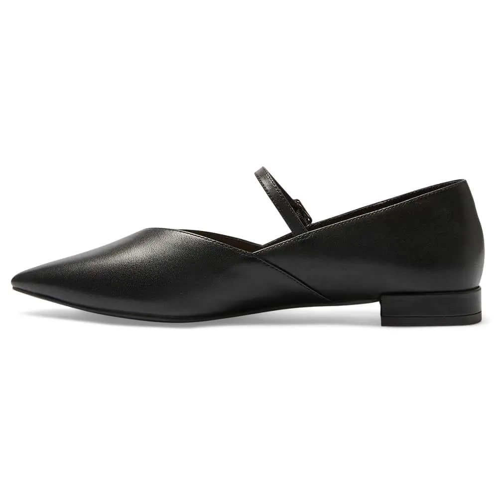 Reece Flat in Black Leather