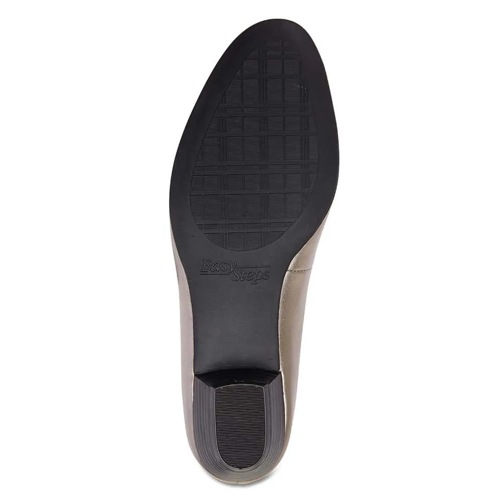 Regal Heel in Pewter Leather