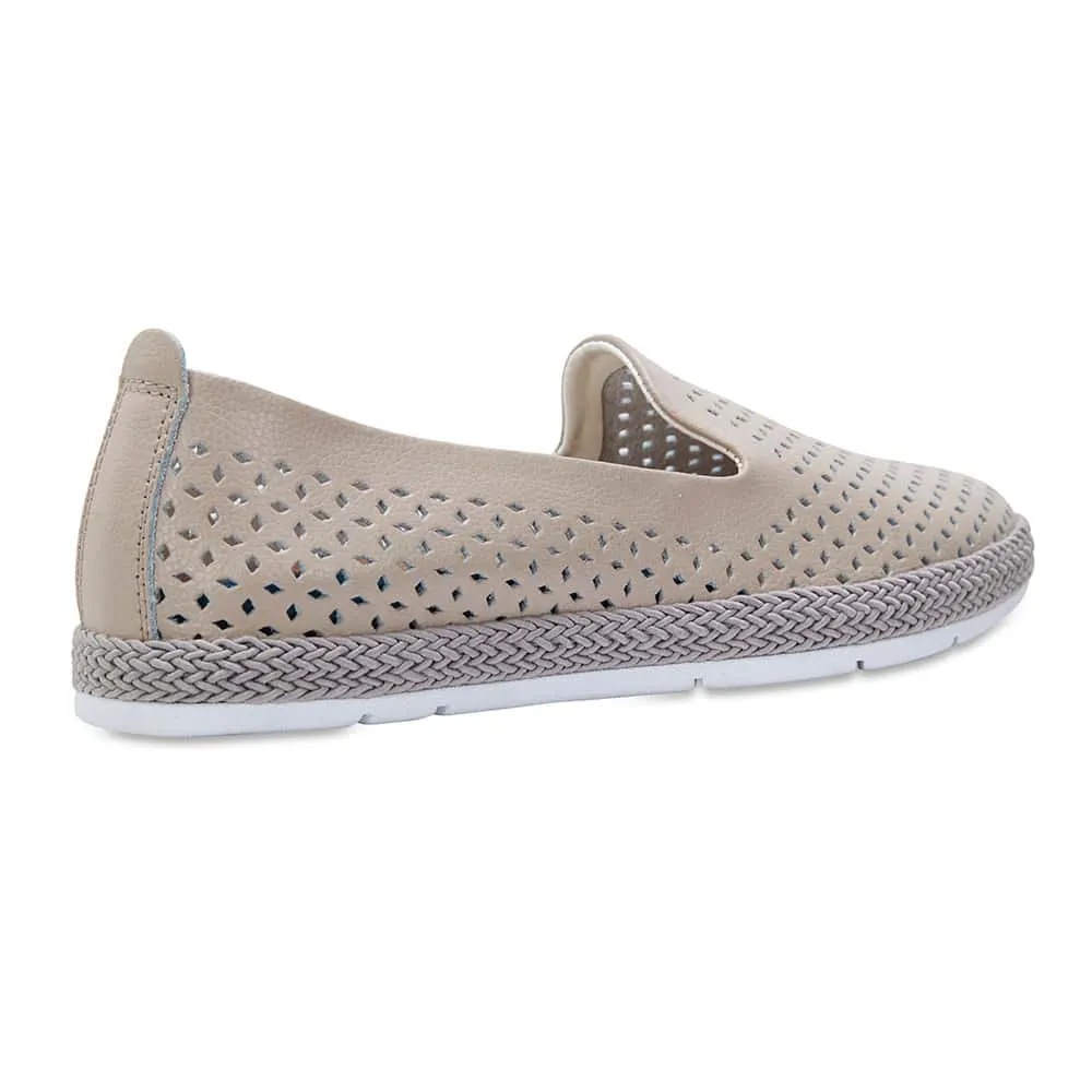Ricky Loafer in Mushroom Leather