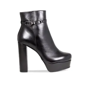 Rodeo: Black Leather