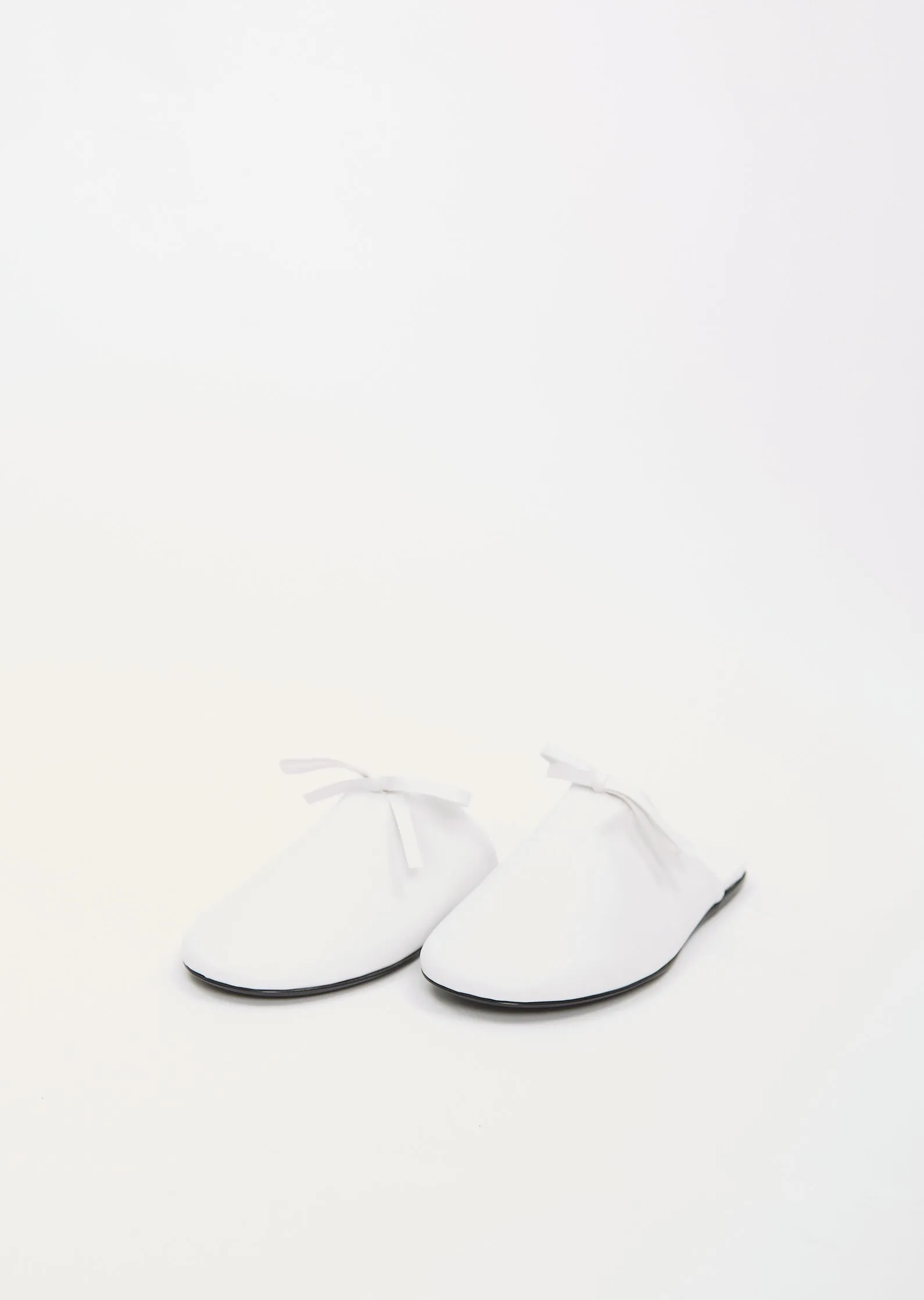 Slipper with Bow  White