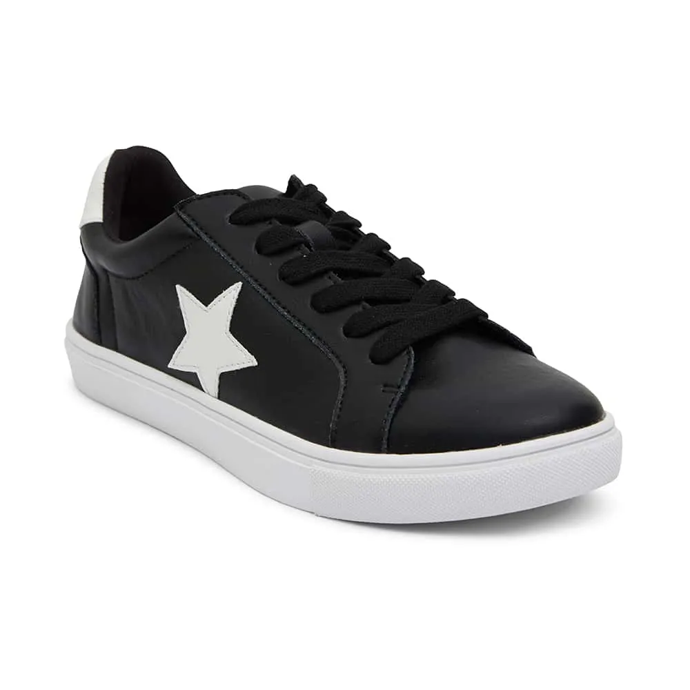 Stark Sneaker in Black And White Leather