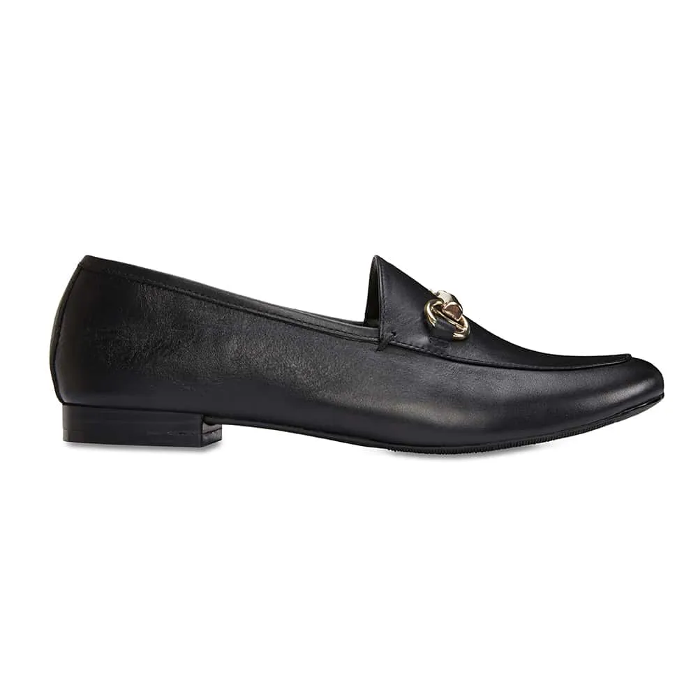 Tabloid Loafer in Black Leather