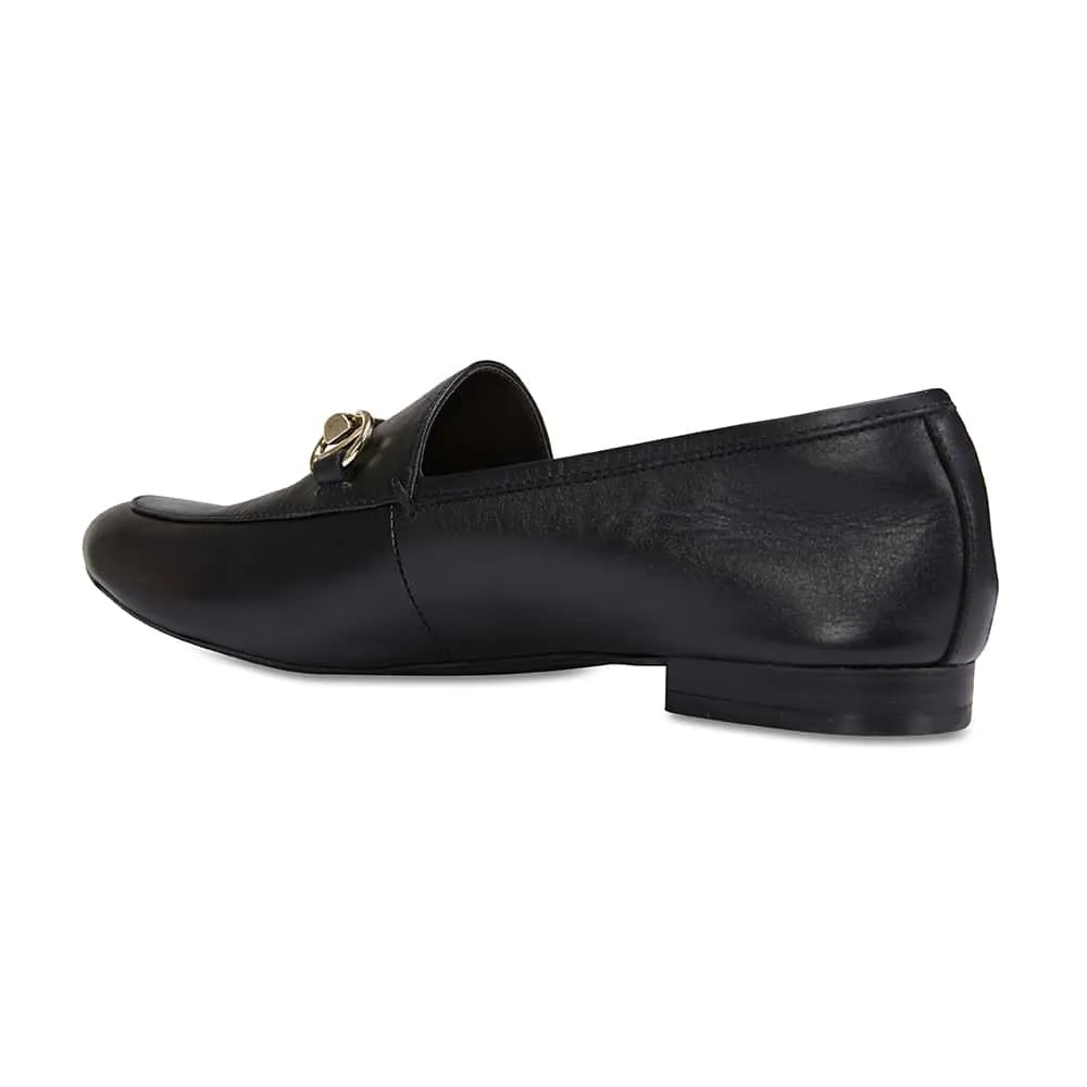 Tabloid Loafer in Black Leather