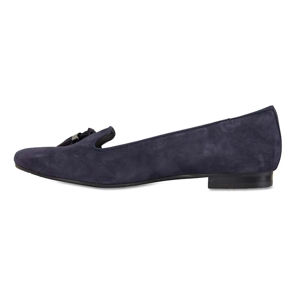 Taren Loafer in Navy Suede