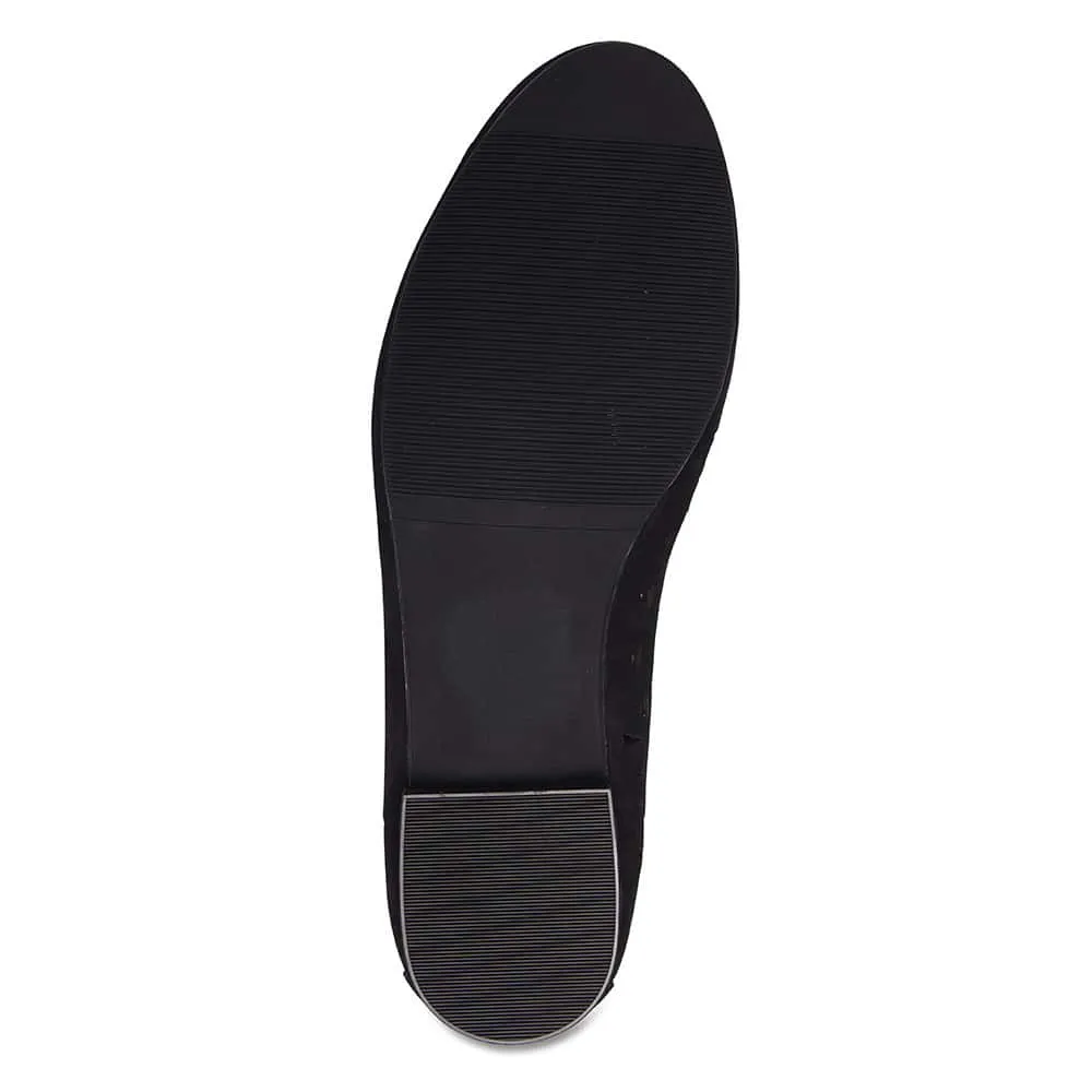 Tempest Loafer in Black Nubuck