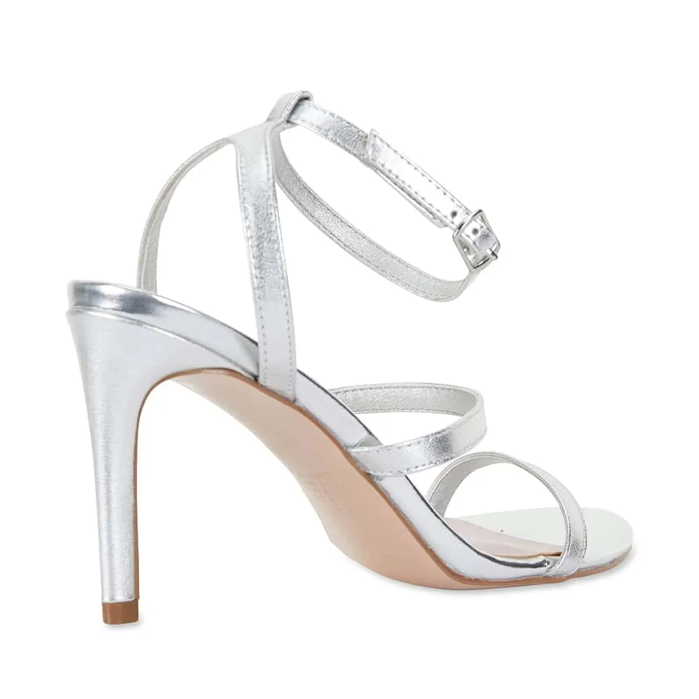 Testify Heel in Silver Metallic Leather
