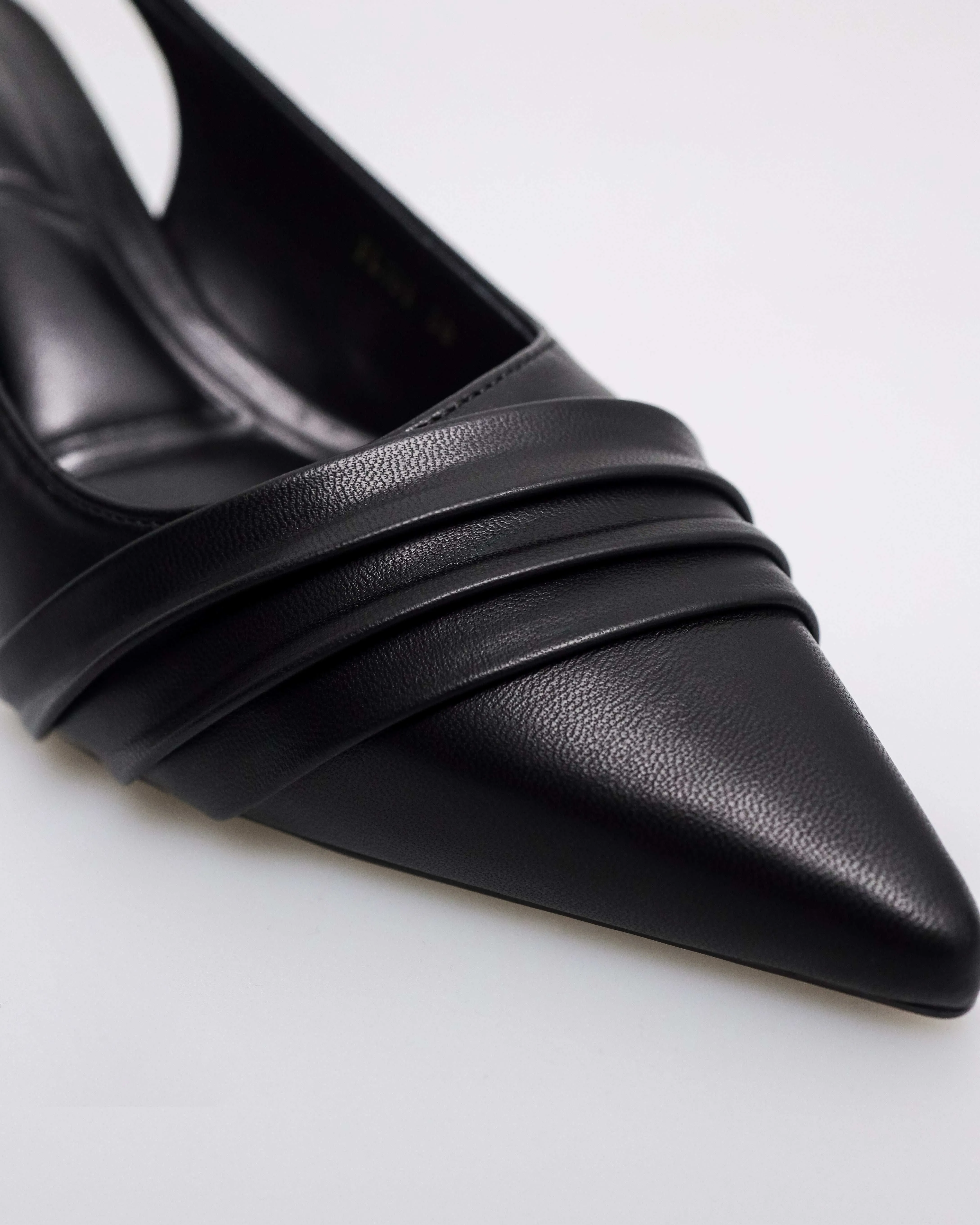 Tomaz FL101 Ladies Pleat Slingback Heels
