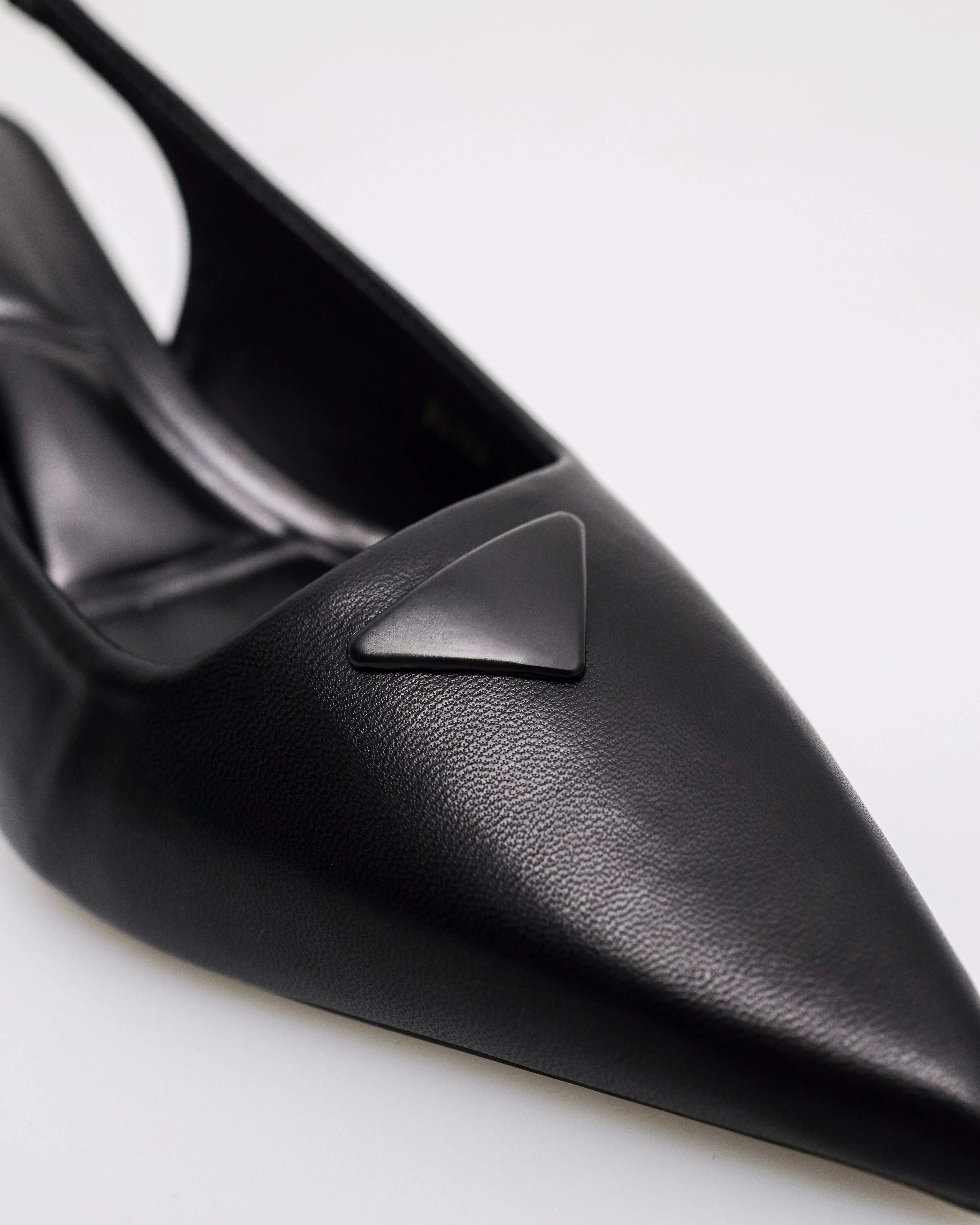 Tomaz FL102 Ladies Triad Pointy Heels