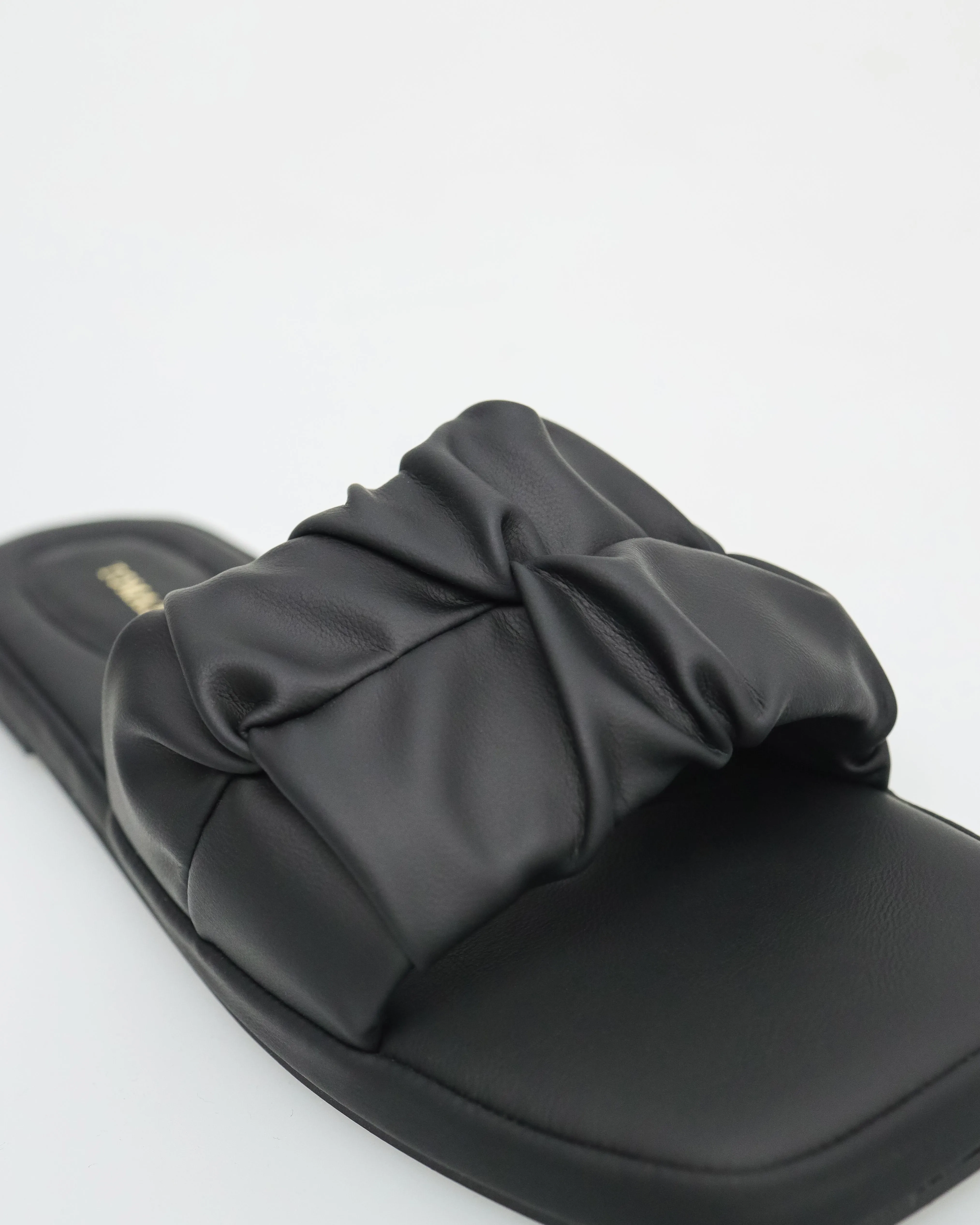 Tomaz NN218 Ladies Scrunchie Sandals