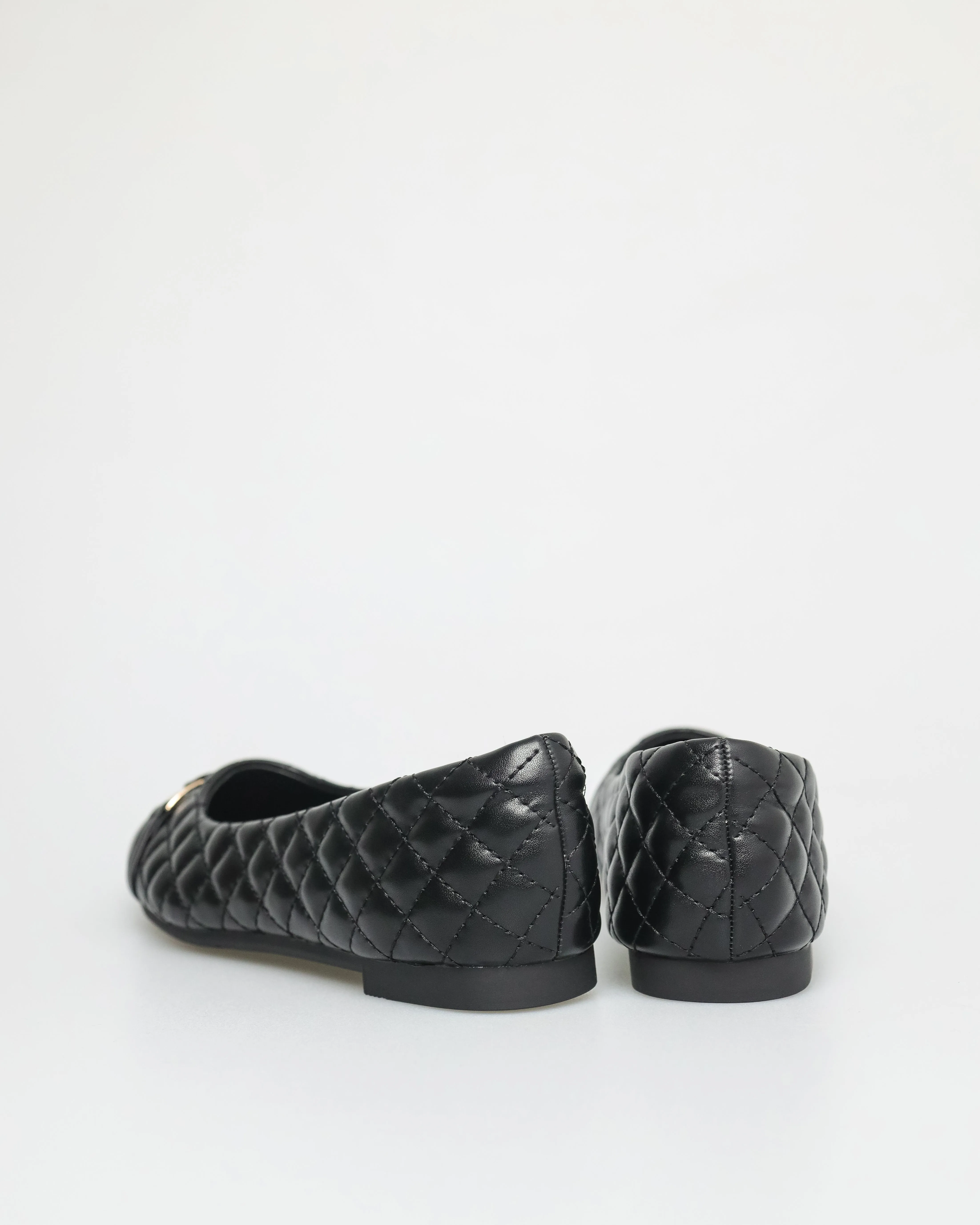 Tomaz NN251 Ladies Buckle Detail Quilted Flats