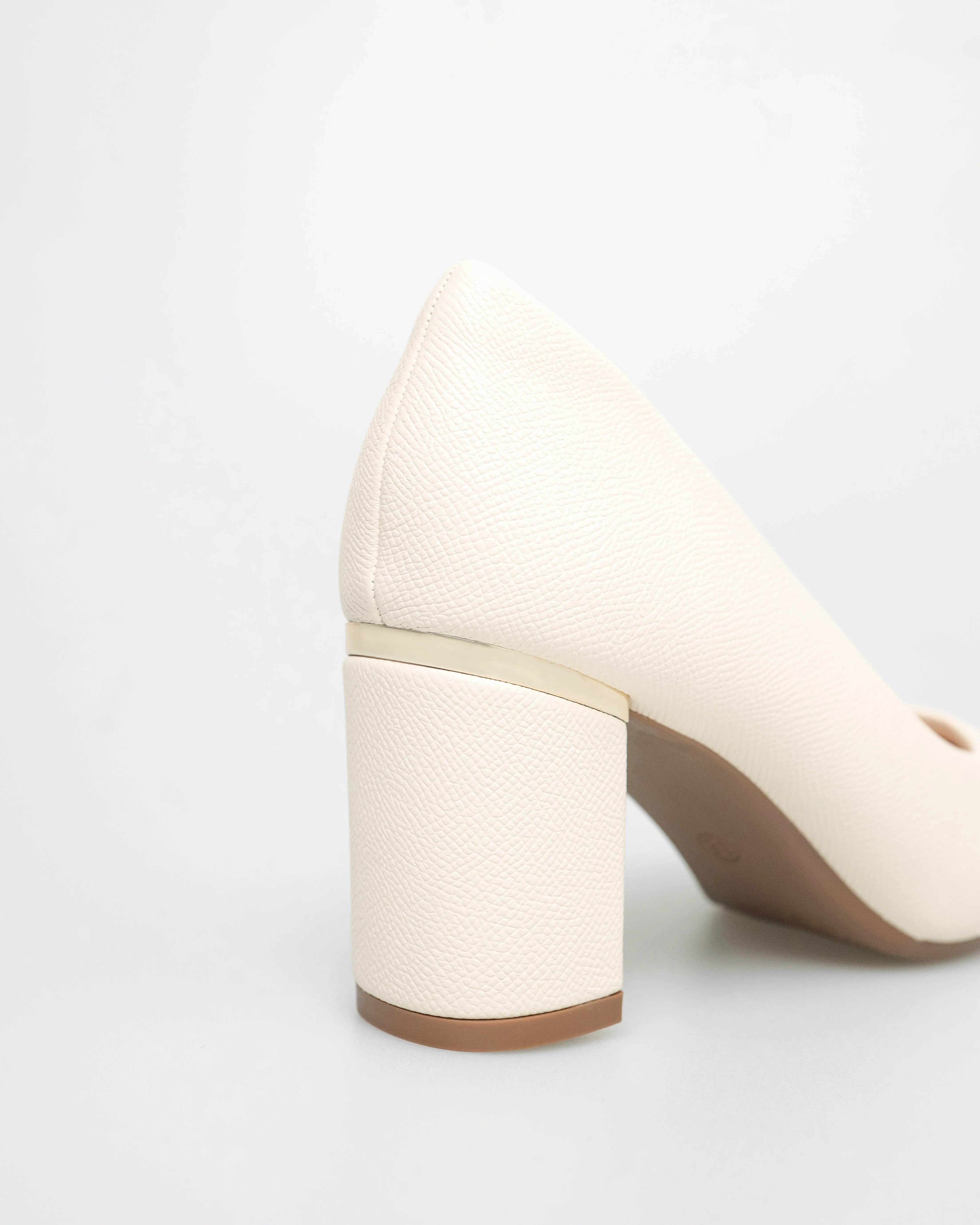 Tomaz NN316 Ladies Pointy Heels