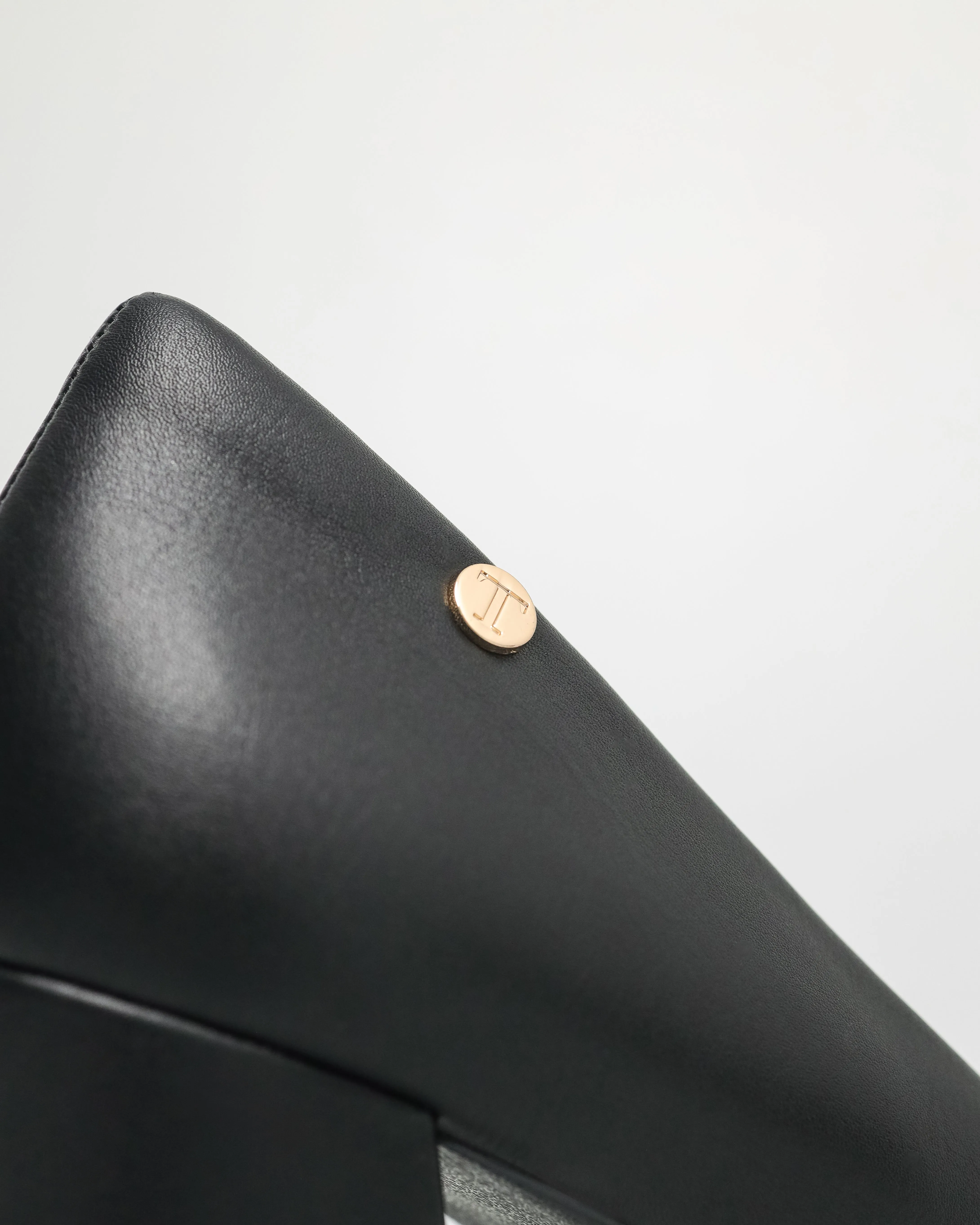Tomaz NN328 Ladies Pointy Block Heels