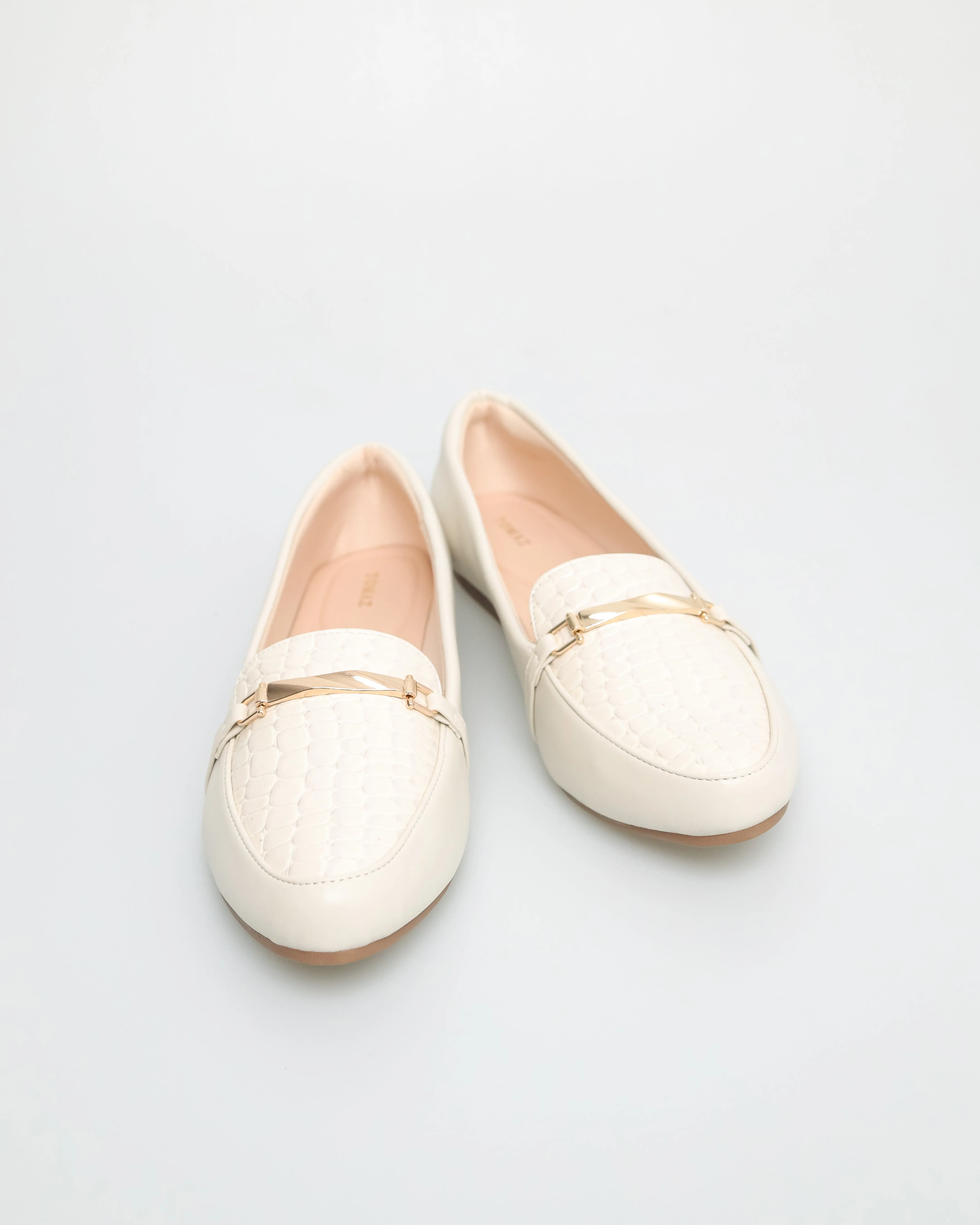 Tomaz NN333 Ladies Gold Chain Flats