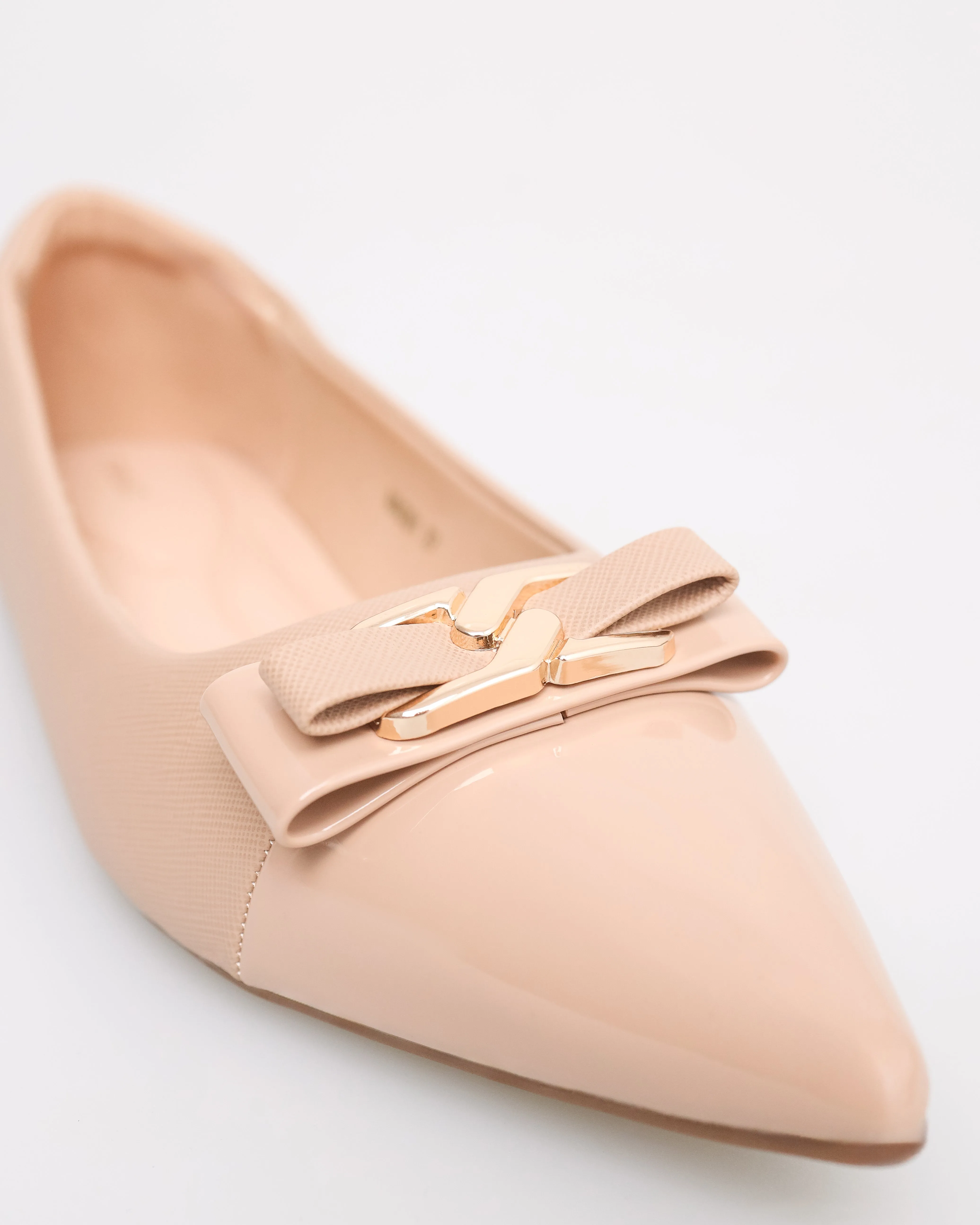 Tomaz NN381 Ladies Pointy Gold Tone Bow Flats
