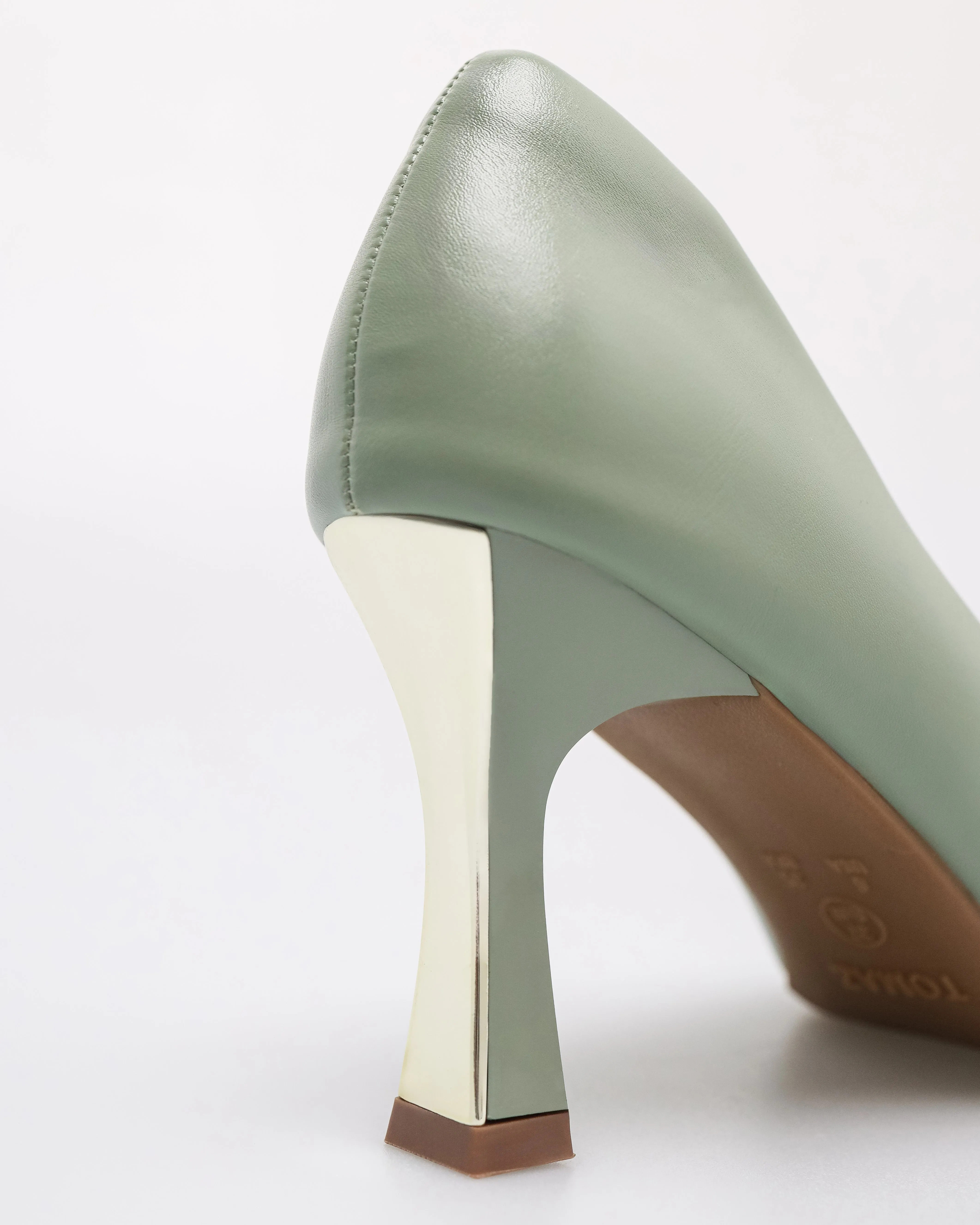 Tomaz NN433 Ladies Classy Pointy Heels
