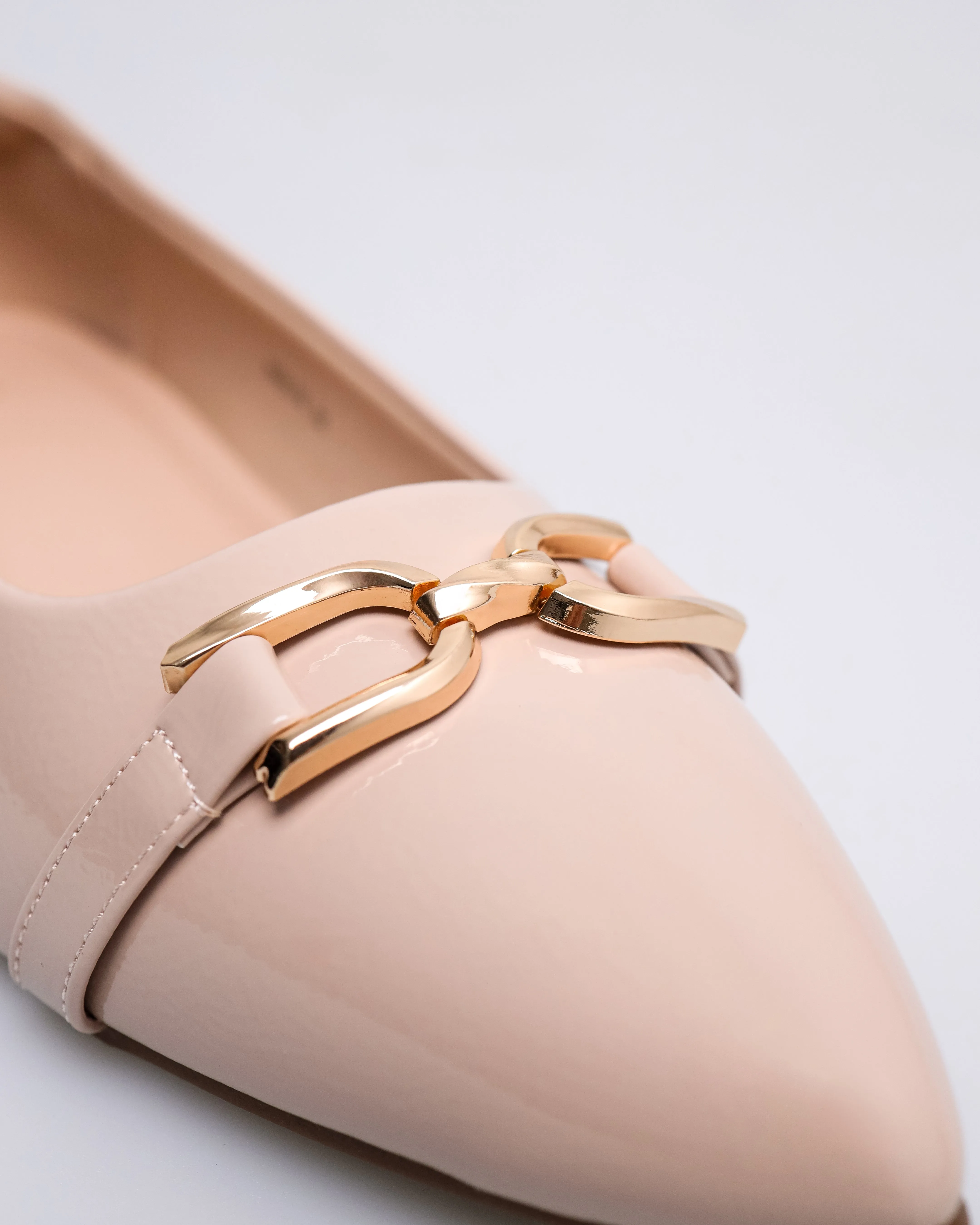 Tomaz NN578 Ladies Gold Buckle flats