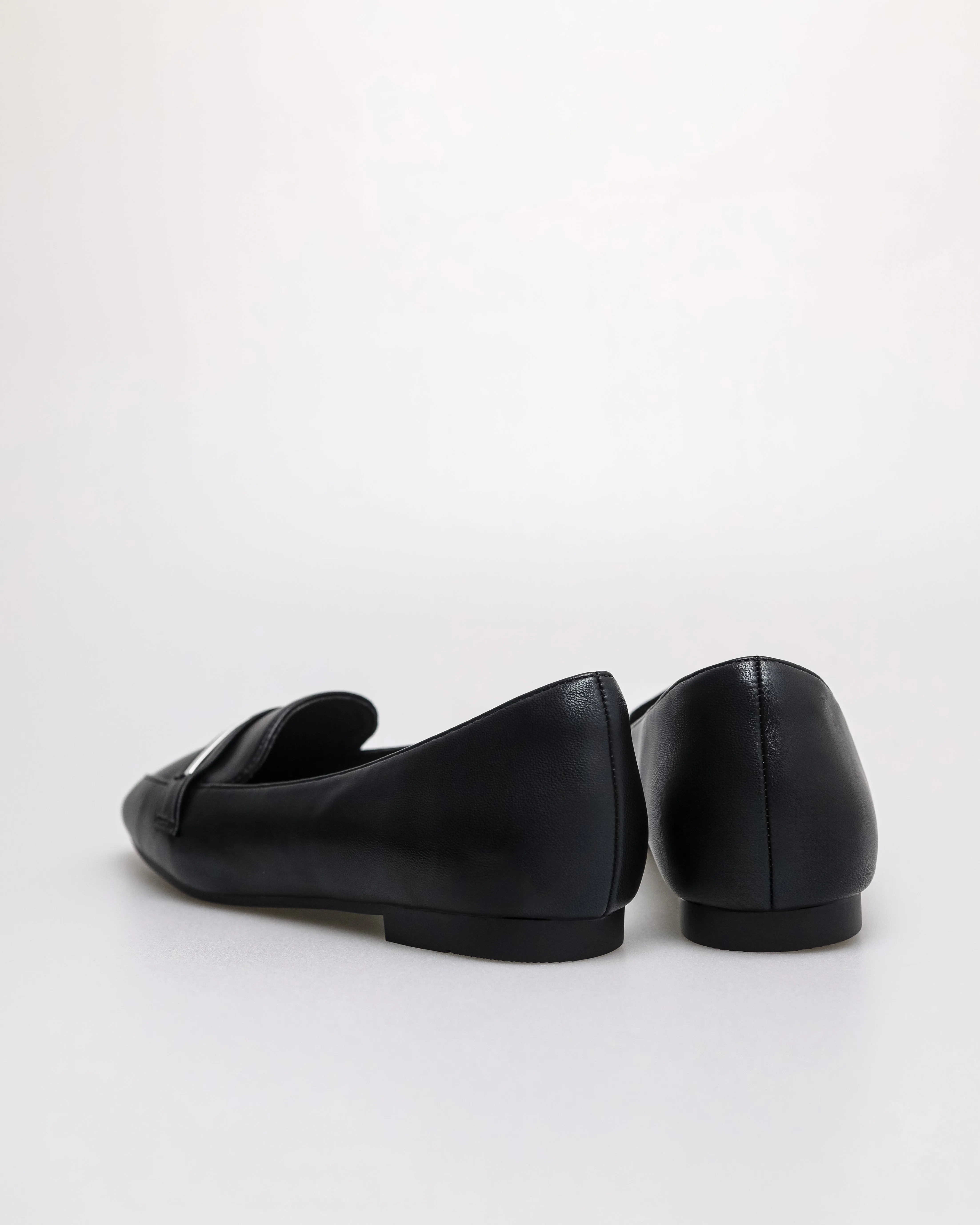 Tomaz YX213 Ladies Metallic Charm Flats