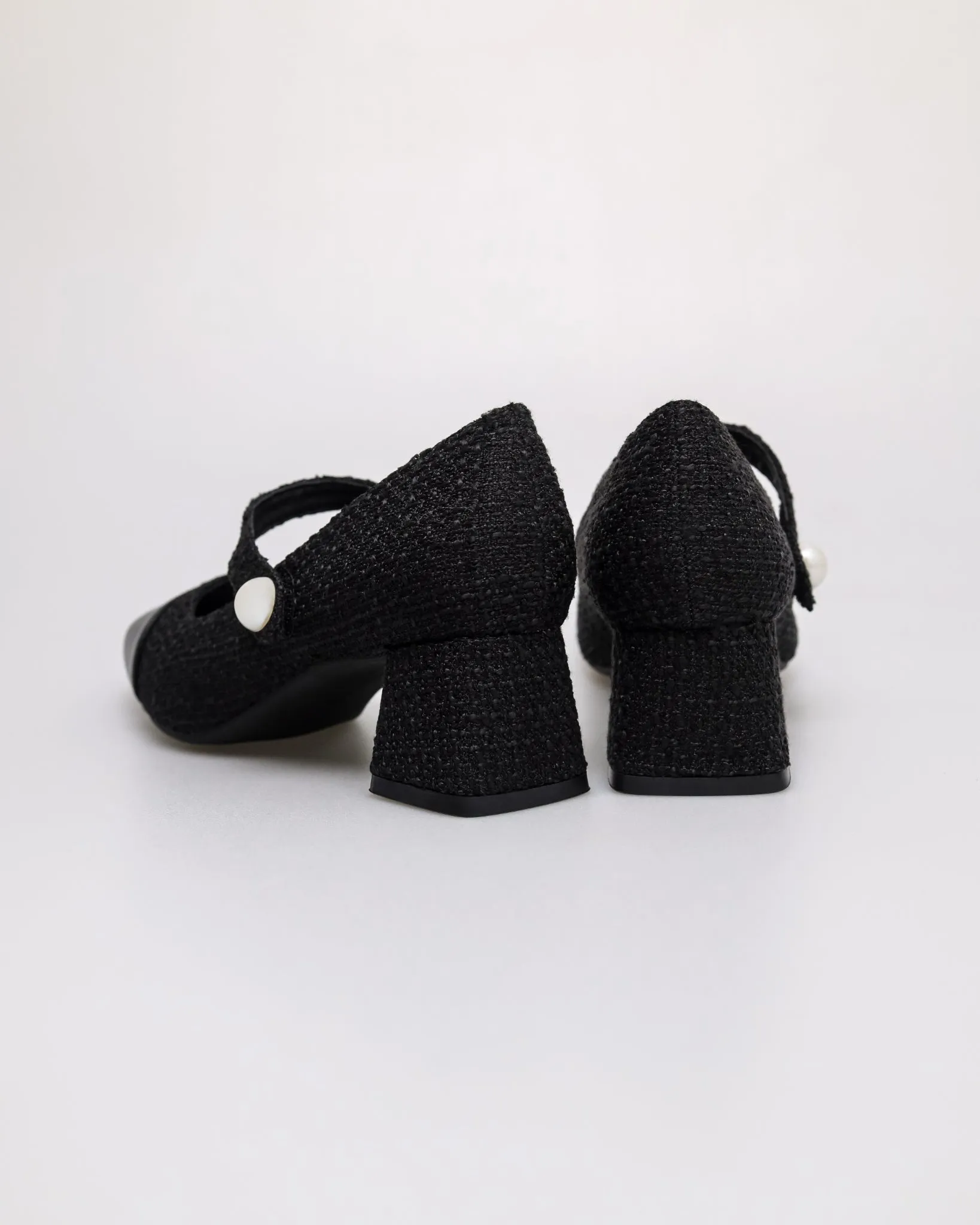 Tomaz YX230 Ladies Elegant Pearl-Button Mary Jane Block Heel