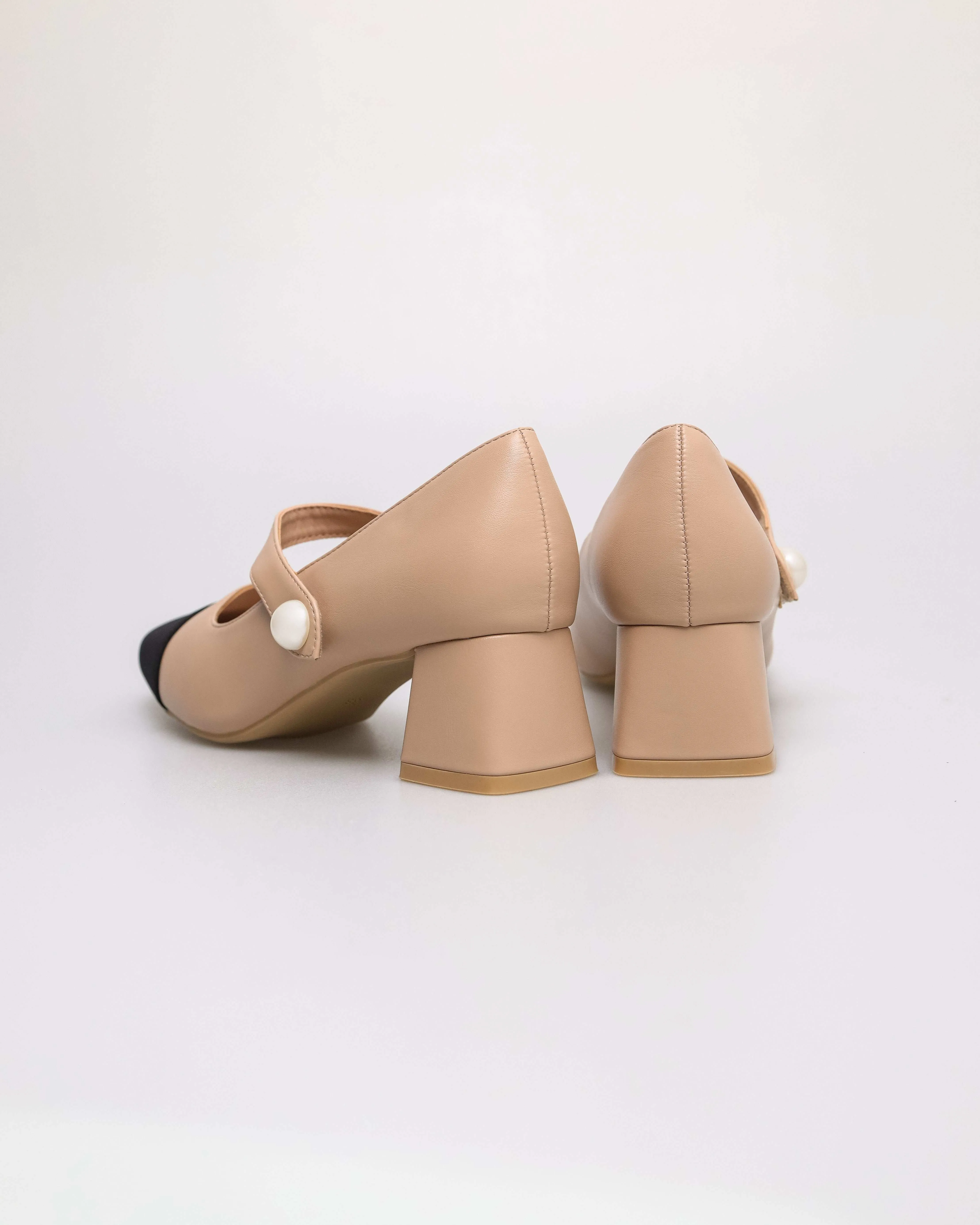 Tomaz YX230 Ladies Elegant Pearl-Button Mary Jane Block Heel