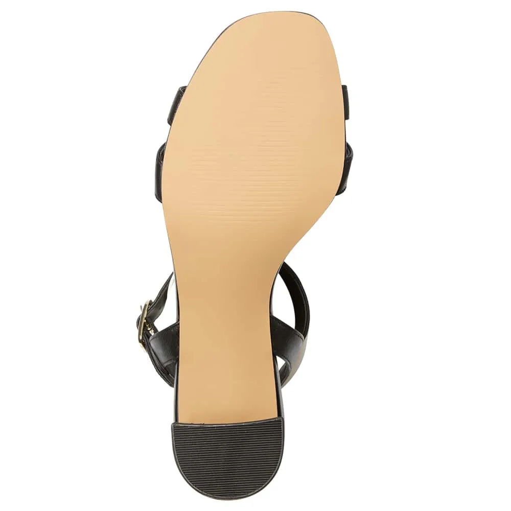 Utopia Heel in Black Leather