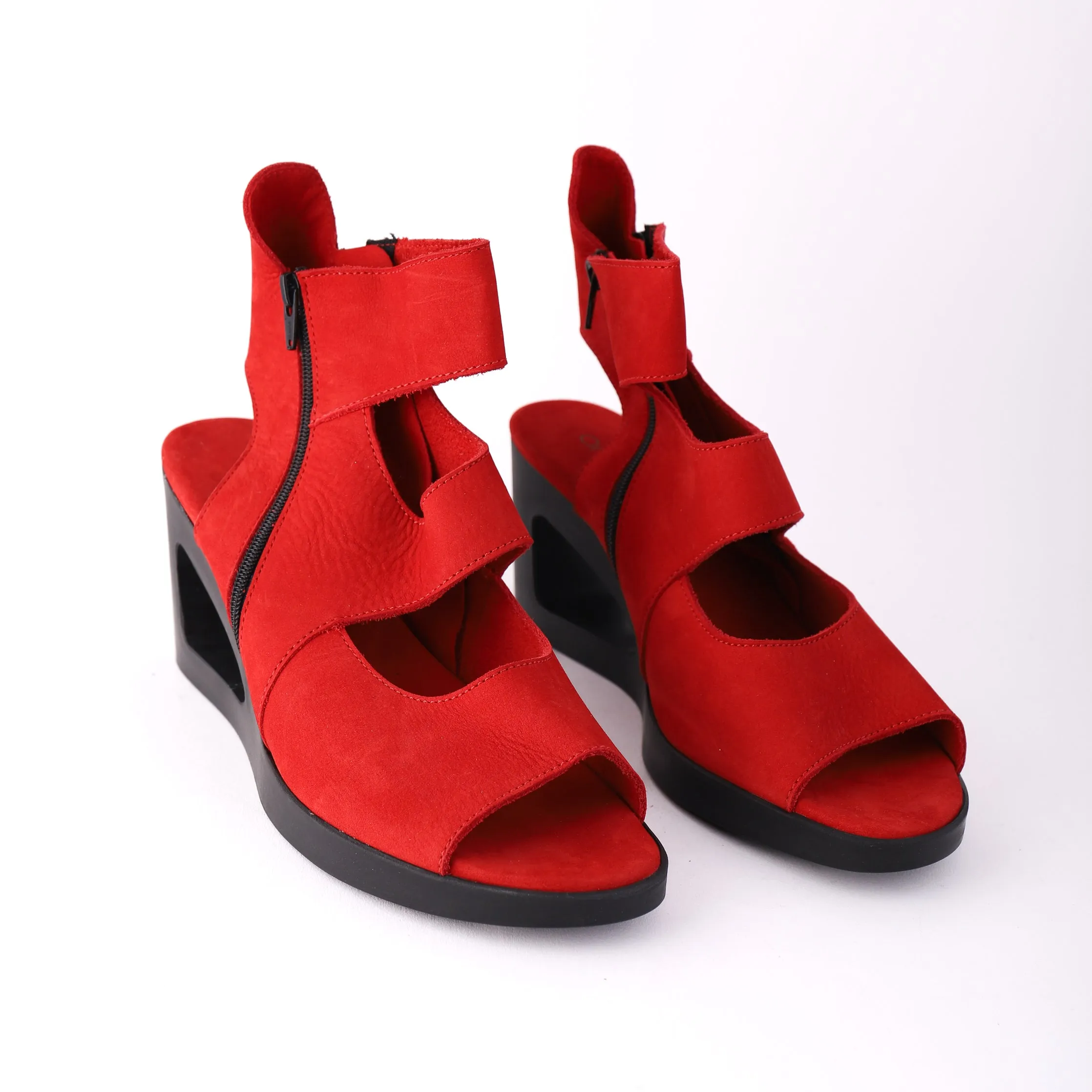 VAHIMA Red
