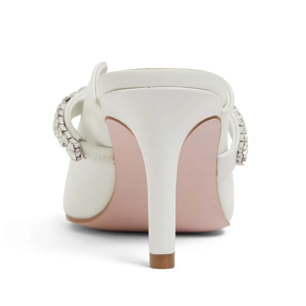 Vanity Heel in White Leather