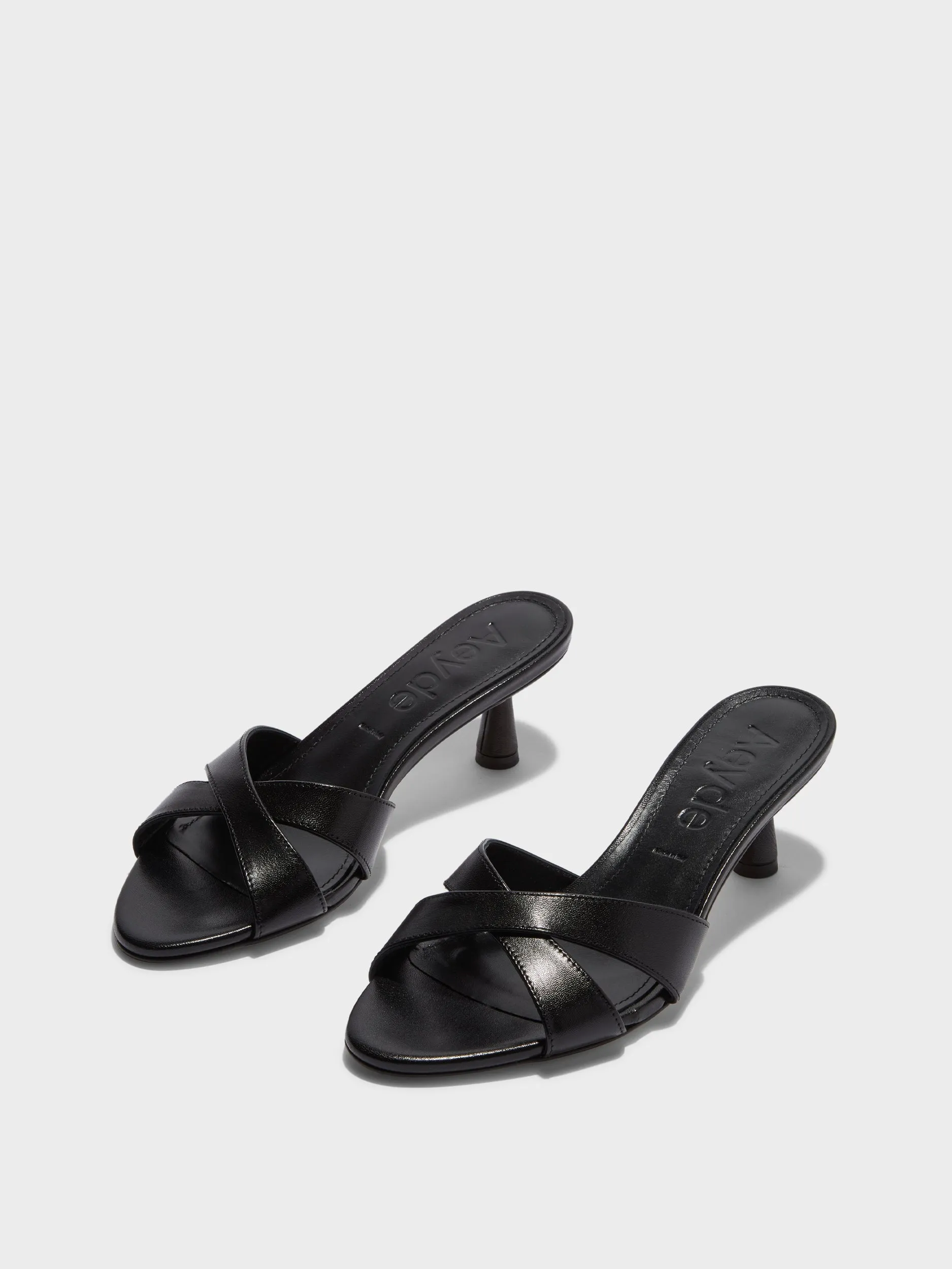 Vero Leather Mules