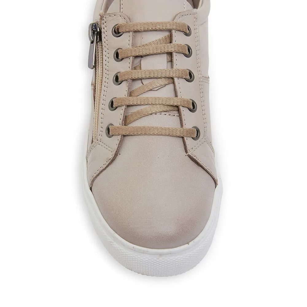 Wales Sneaker in Taupe Leather
