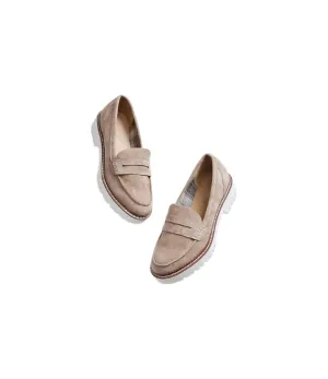 Women's Lug Loafer Shoes In Grey