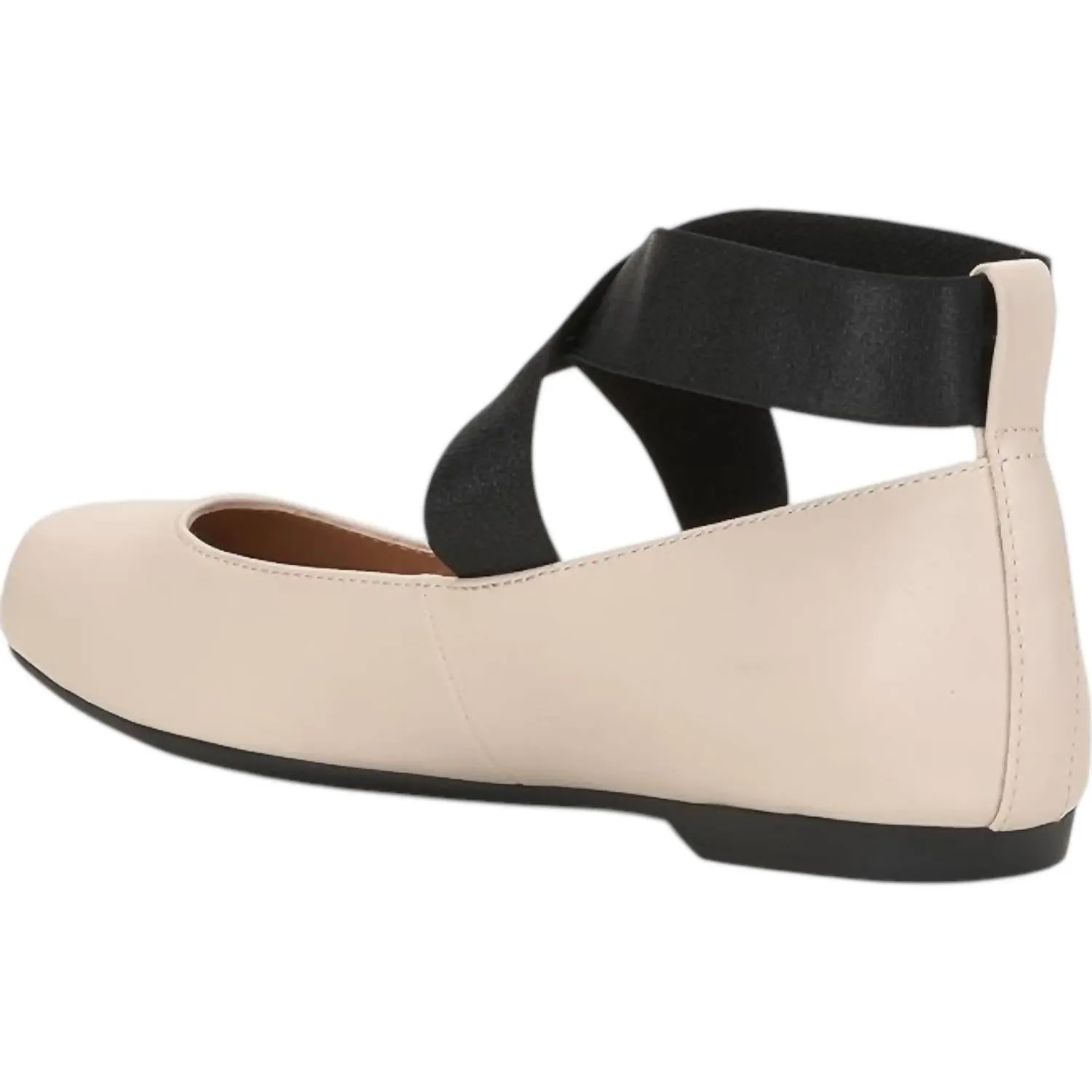 Women's Mandalaye Flat Shoes - Medium In Chalk