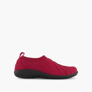 Women's Okahu Slip On Shoes - Medium In Red Knit