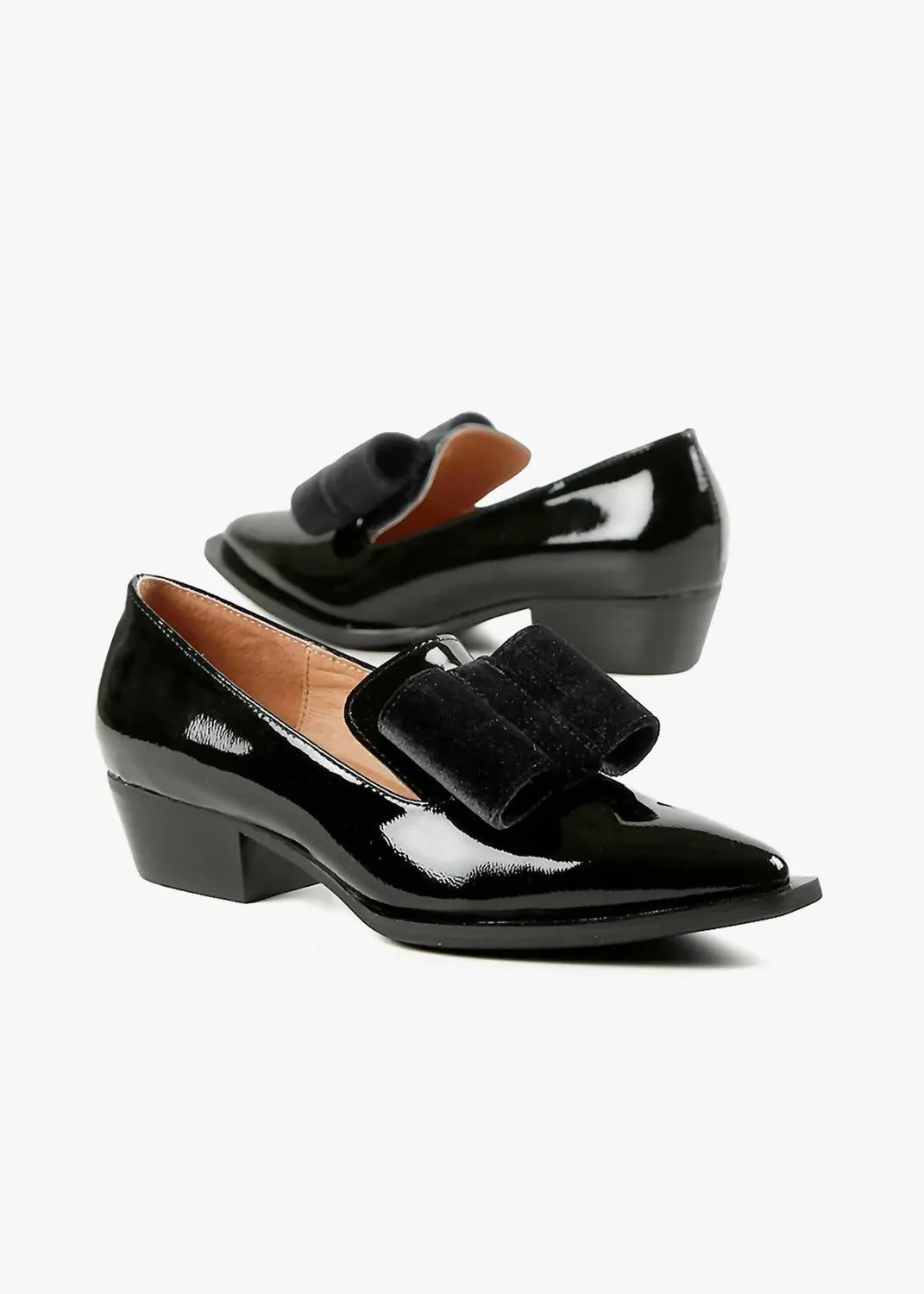 Women's Patent & Bow Loafer In Black