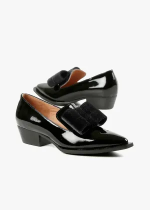 Women's Patent & Bow Loafer In Black