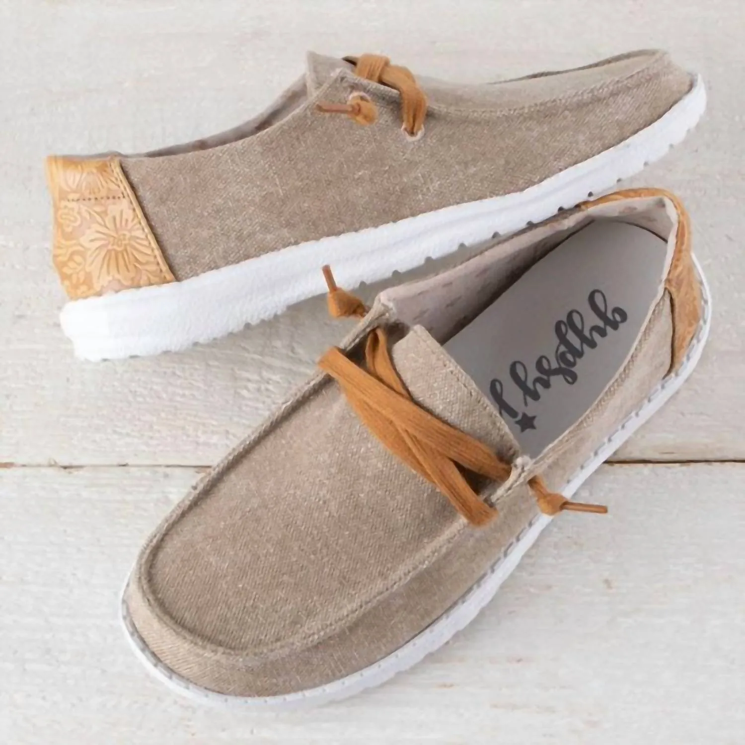 Women's Spiral Casual Shoes In Tan