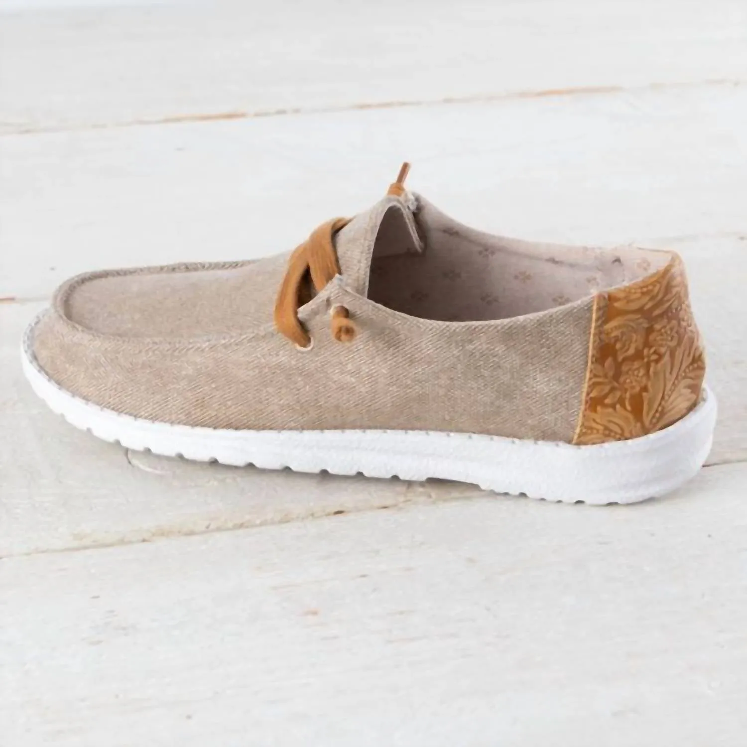 Women's Spiral Casual Shoes In Tan