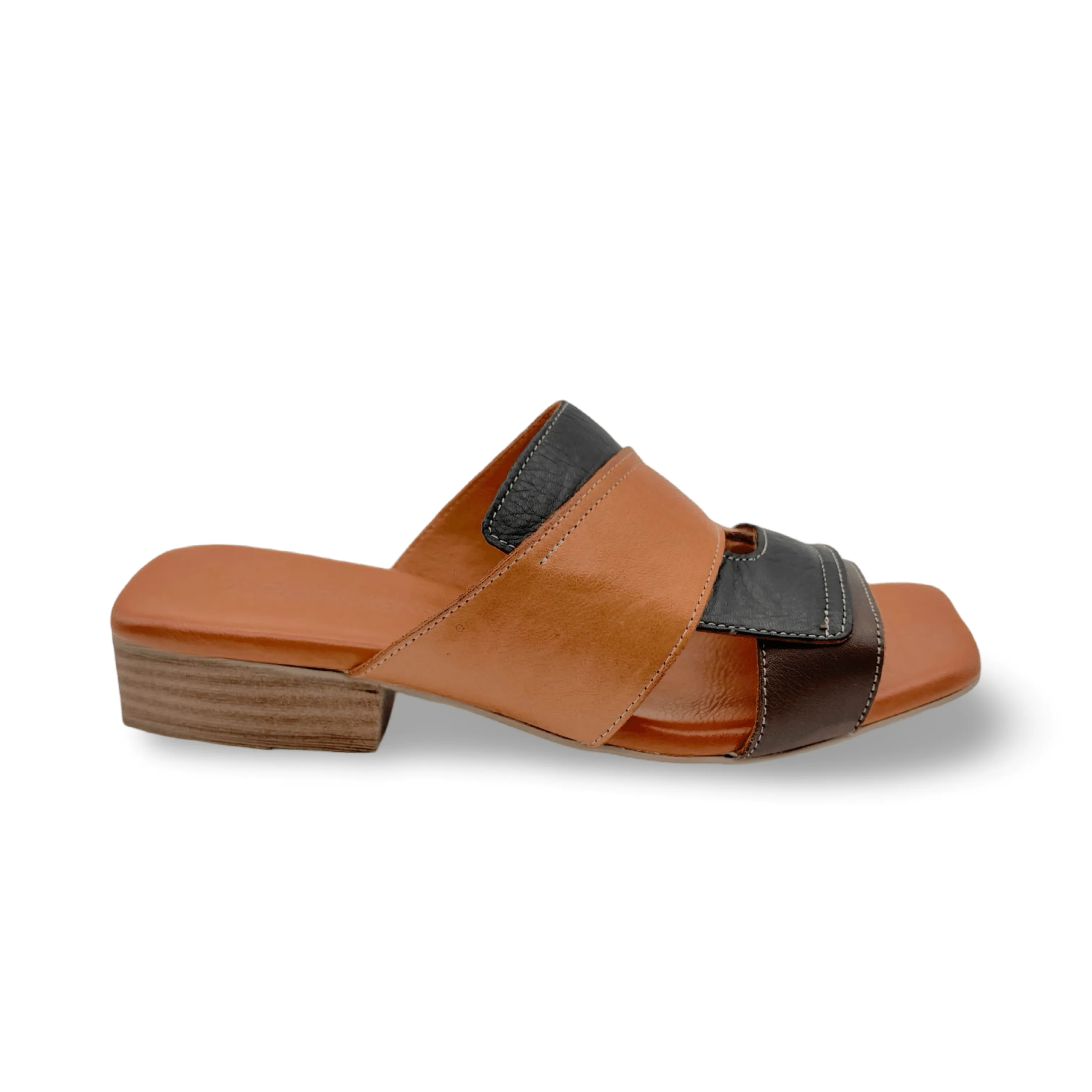 Xilo Black/Tan Leather Slide